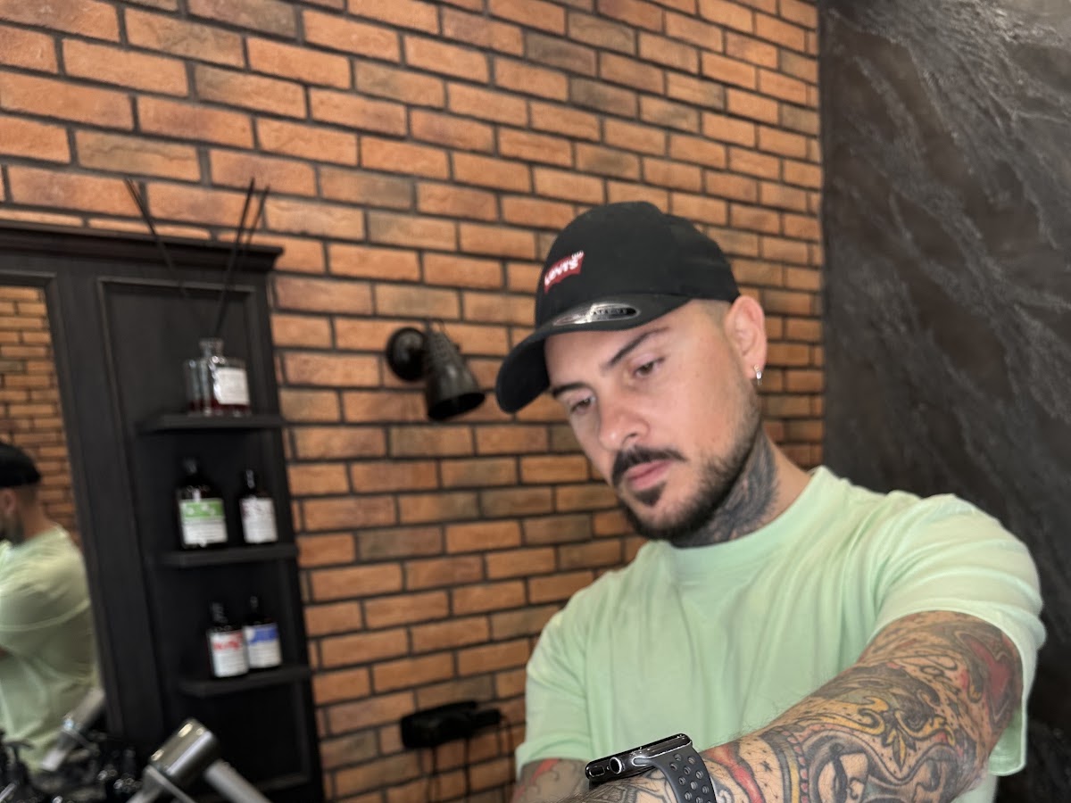 Barba da Endi Red BarberShop